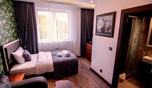 Single Room with Bathroom