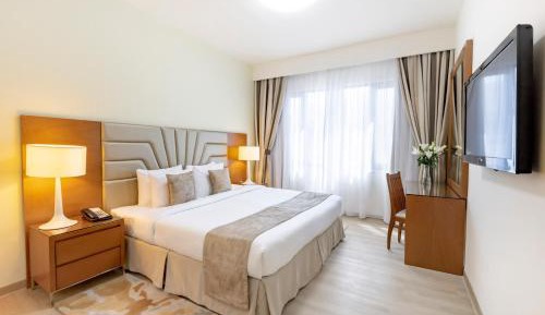 Grand Premier Three Bedroom Suite with Balcony