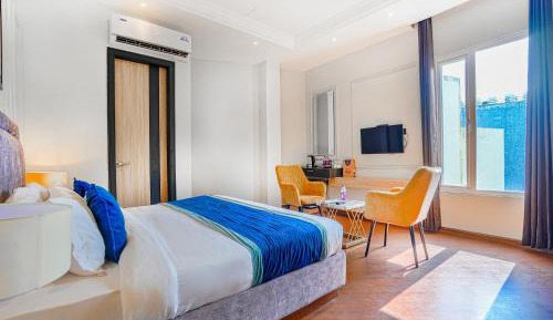 Superior King Room
