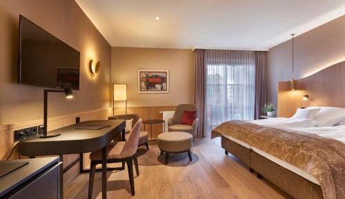 Deluxe Double Room with Balcony