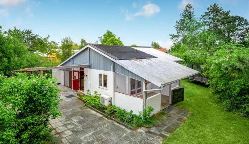 Two-Bedroom Holiday Home