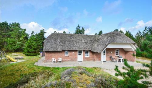 Four-Bedroom Holiday Home