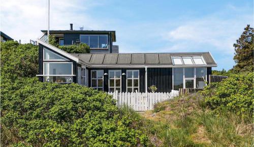 Two-Bedroom Holiday Home
