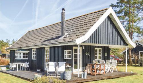 Two-Bedroom Holiday Home