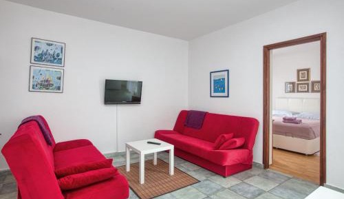 One-Bedroom Apartment with Terrace