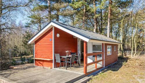 One-Bedroom Holiday Home