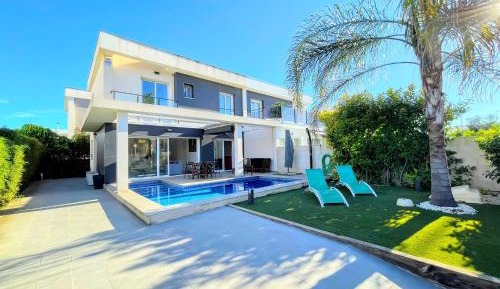 Villa with Private Pool