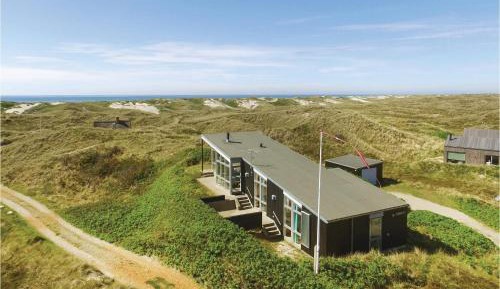 Four-Bedroom Holiday Home