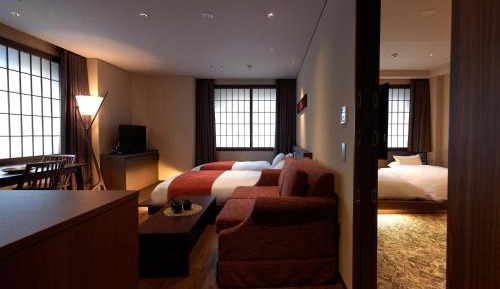 Deluxe Apartment