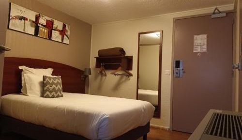 Single Room - Disability Access