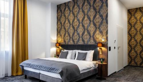 Deluxe Junior Suite