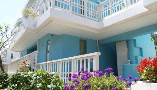 Palm Cottage with Sofa bed- Non-Smoking 