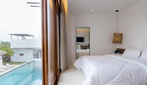 Suite with Private Pool