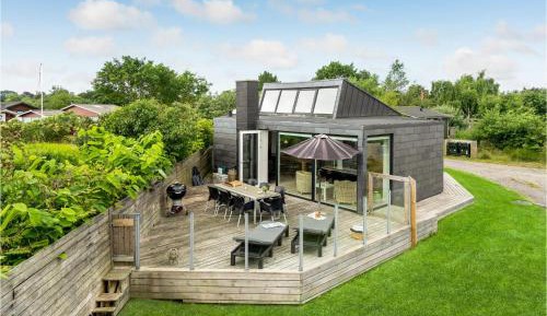 Two-Bedroom Holiday Home
