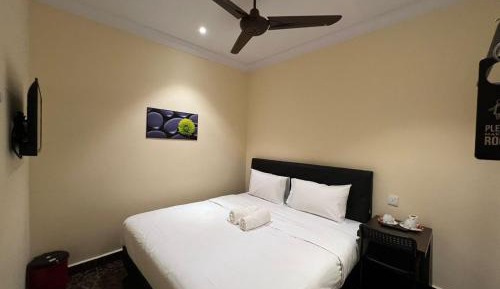 Standard King Room
