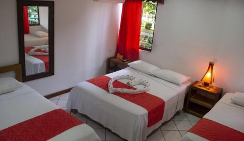 Quadruple Room with Terrace