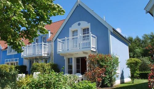 Holiday Home (4 Adults)