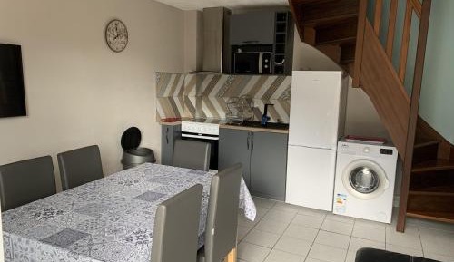 Holiday Home (4 Adults)