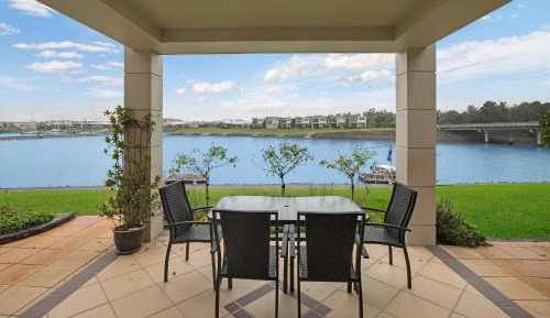 Three-Bedroom Holiday Home 