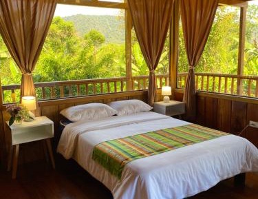 Triple Room with Mountain View