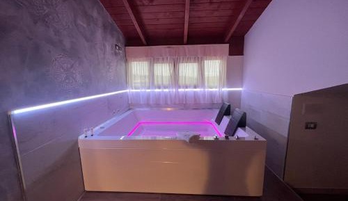 Suite with Spa Bath