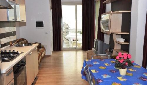 Apartment with Sea View and Beach Access
