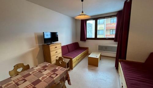 Apartment (5 Adults)