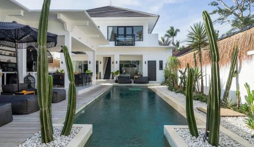 Deluxe Villa