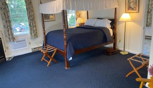 Queen Room with Balcony