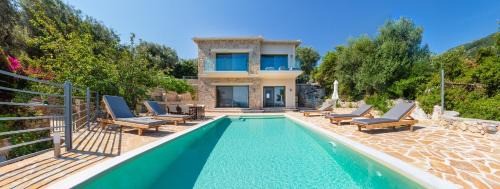 Villa with Sea View