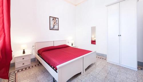 Double or Twin Room with Shared Bathroom