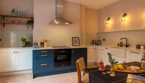 One-Bedroom House