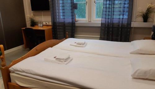 Double or Twin Room with Shared Bathroom
