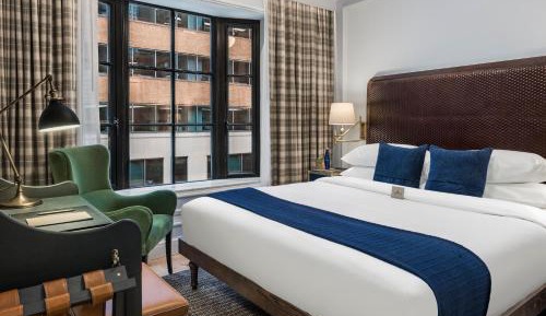 Premium King Room