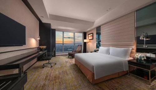 Standard King Room with Soho View