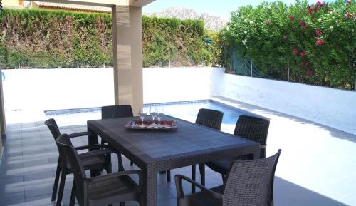 Three-Bedroom Townhouse