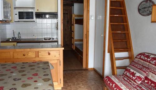 Apartment (4 Adults)