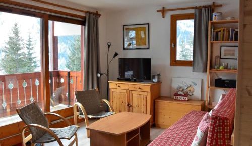 Apartment (4 Adults)