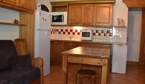 Apartment (4 Adults)