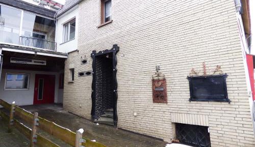 Apartment - Split Level
