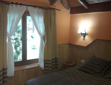 Cottage with Garden View