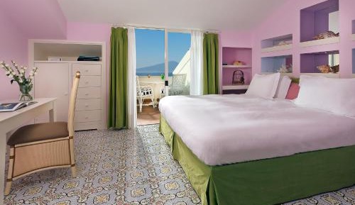 Standard Double Room with Sea View and Balcony