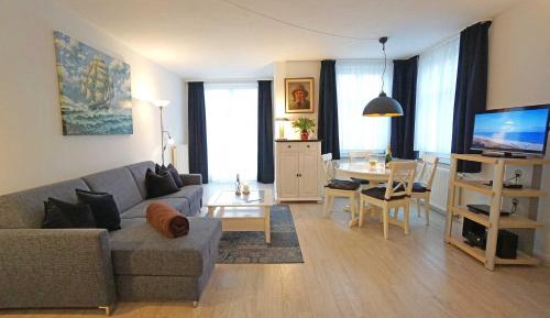 One-Bedroom Apartment with Terrace