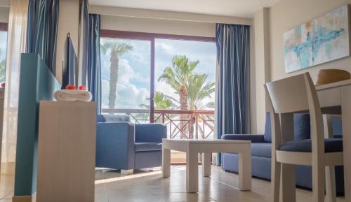 Studio with Sea View