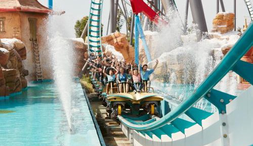 One-Bedroom Apartment (2 Adults) - Amusement Park + 1-day ticket to Ferrari Land