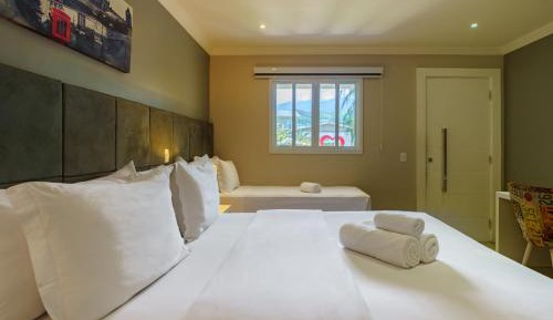 Deluxe Quadruple Room