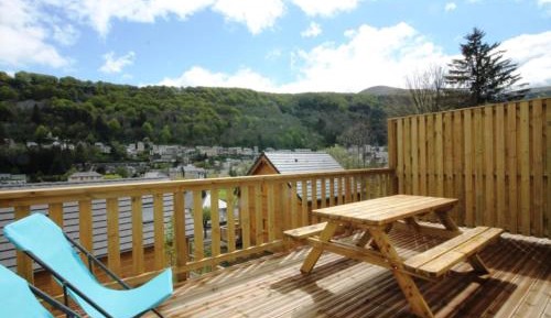 Chalet (6 Adults)