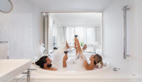 King Room with Spa Bath