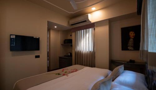 Executive Suite