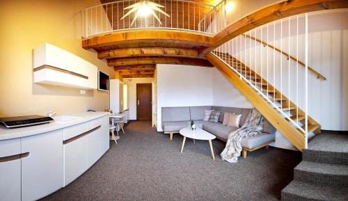 Studio - Split Level